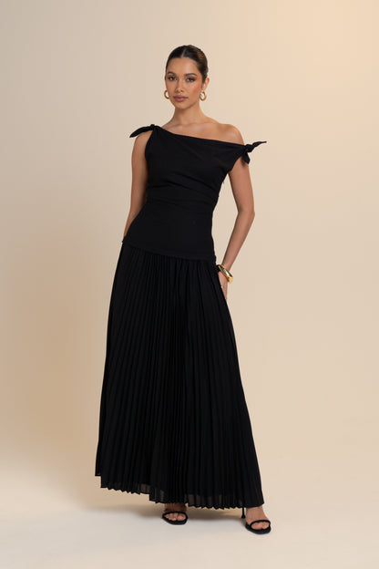 Ophelia Drop Shoulder Pleated Maxi Dress
