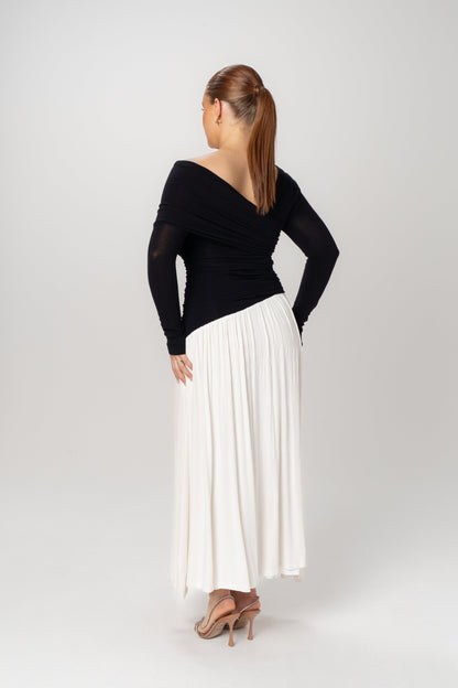 Daniela Black & White Long Sleeve Maxi
